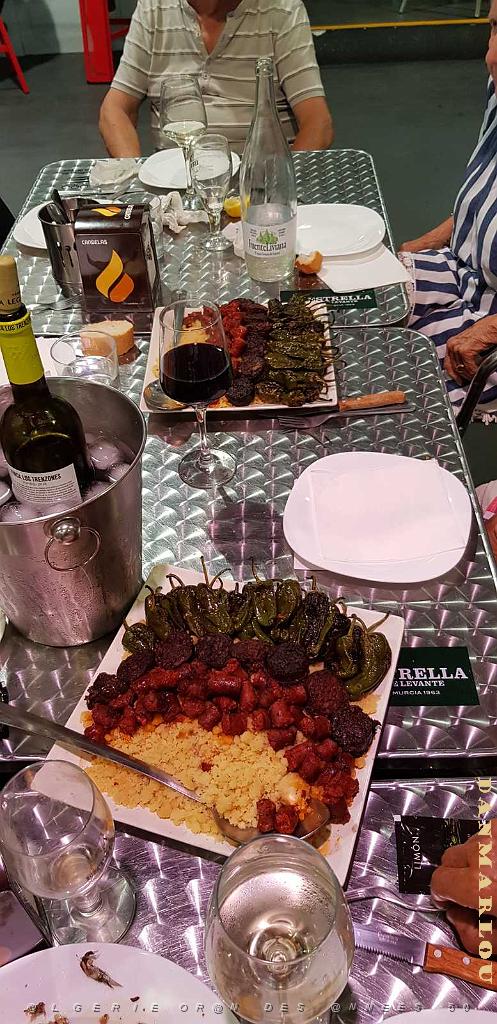 HOMMAGE A N.D. DE SANTA CRUZ A DALIAS DU 7 AU 10 JUIN 2019 (819) LA DERNIERE COLLATION A ALMERIA.jpg